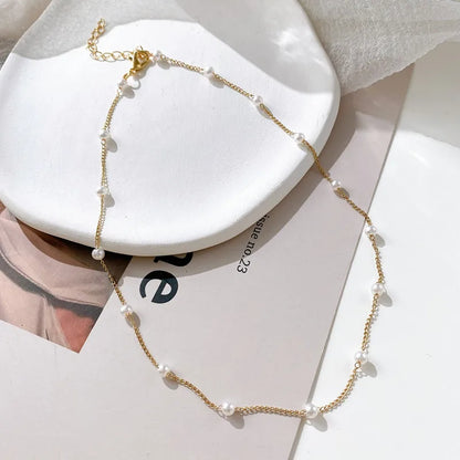 Neck Chain Pearl Choker