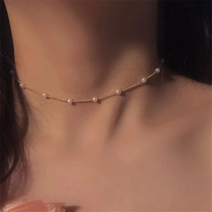 Neck Chain Pearl Choker